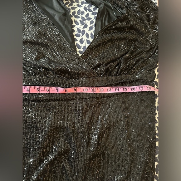 Miss Avenue Black Comet Sparkly Sequin Surplice Deep V-Neckline Jumpsuit NWT 2X - Picture 14 of 16